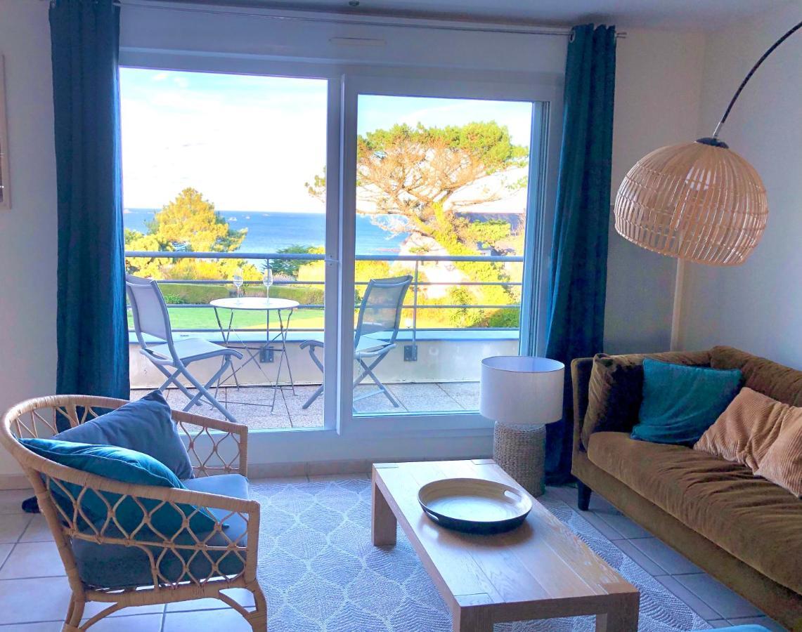 Appartement Vue Mer A 100M De La Plage Au Centre De Carantec Exterior photo